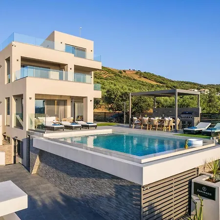 Ekphrasis With Sea View And Jacuzzi Ravdhoúkha
