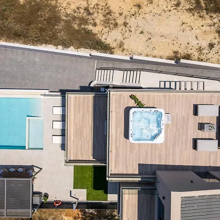 Villa Ekphrasis With Sea View And Jacuzzi